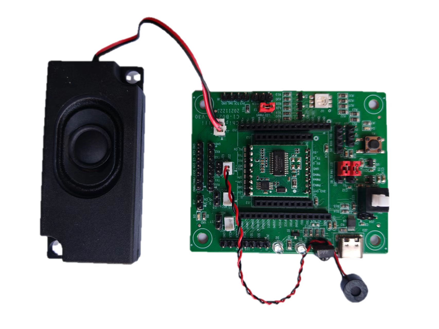 开发板麦克风喇叭连接方式